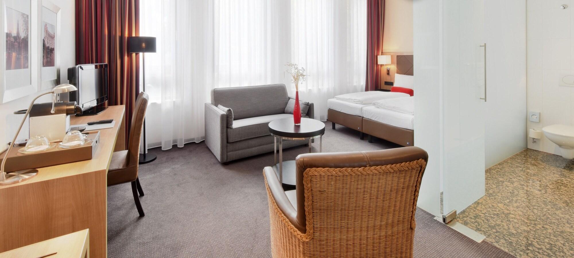 Achat Hotel Muenchen Sued Munique Exterior foto