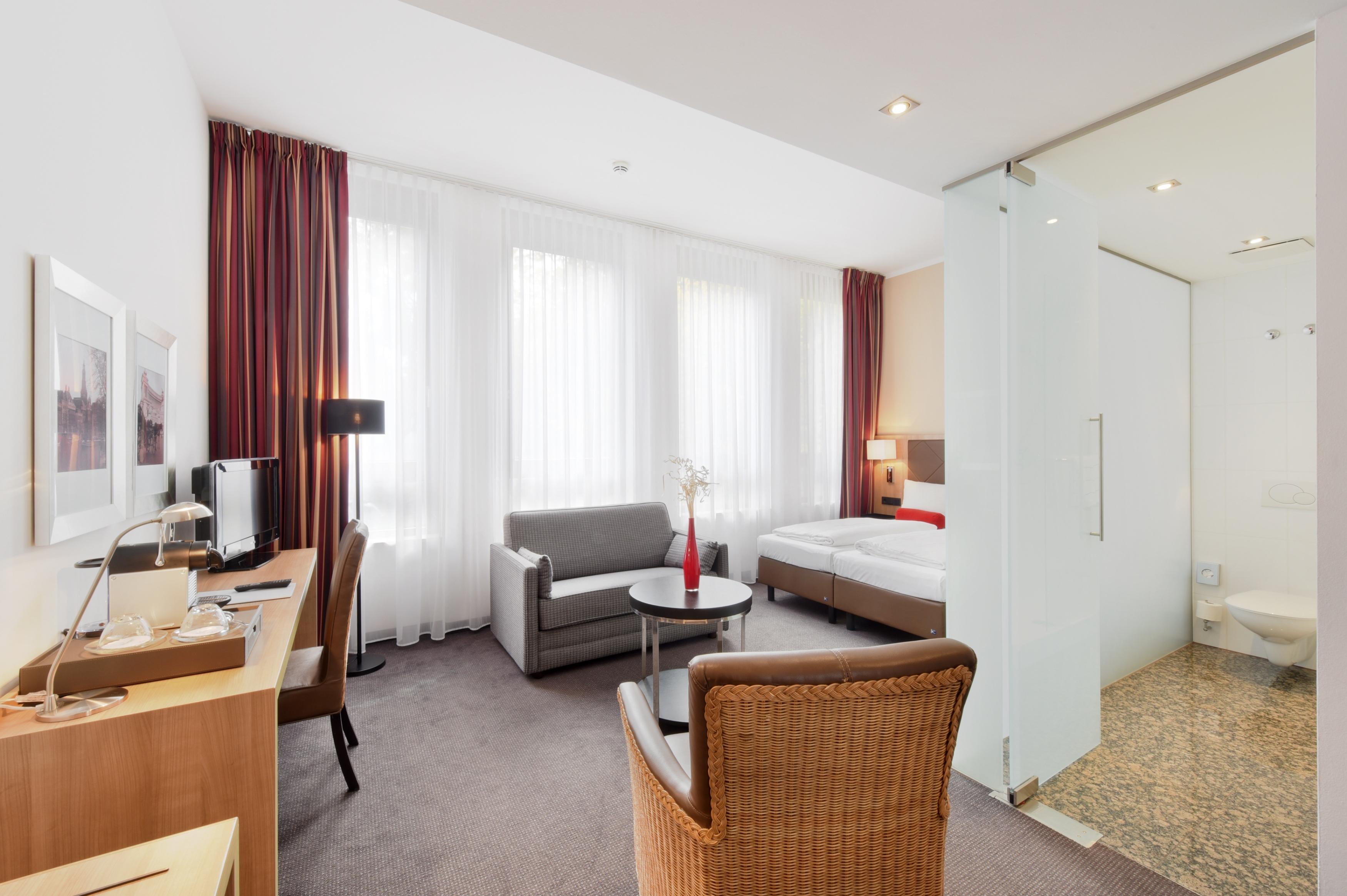 Achat Hotel Muenchen Sued Munique Exterior foto